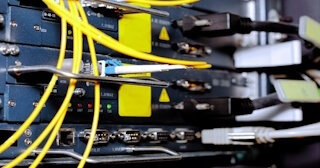 Заказать монтаж сетей в Новотроицке. Обслуживание ПК, ремонт от 314 руб